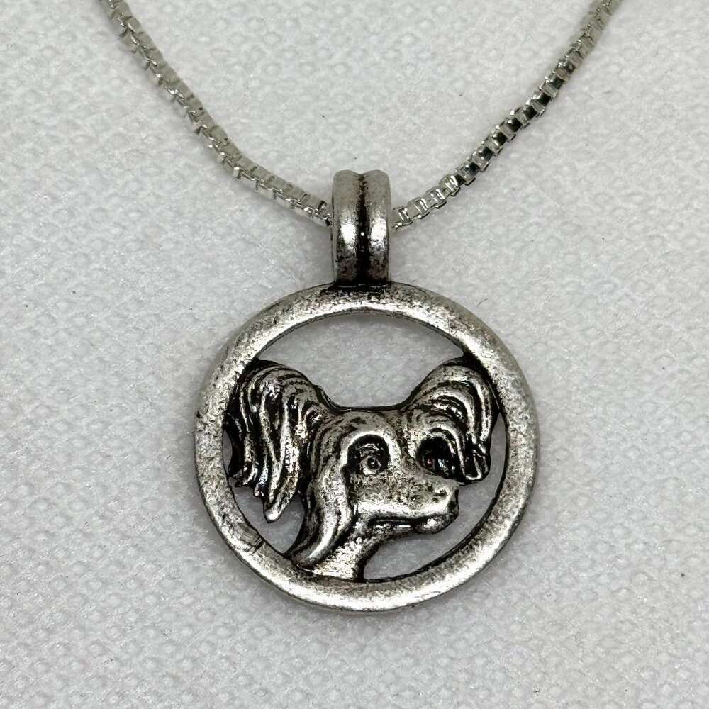 NWOT necklace, round pendant with a Chinese Crested dog